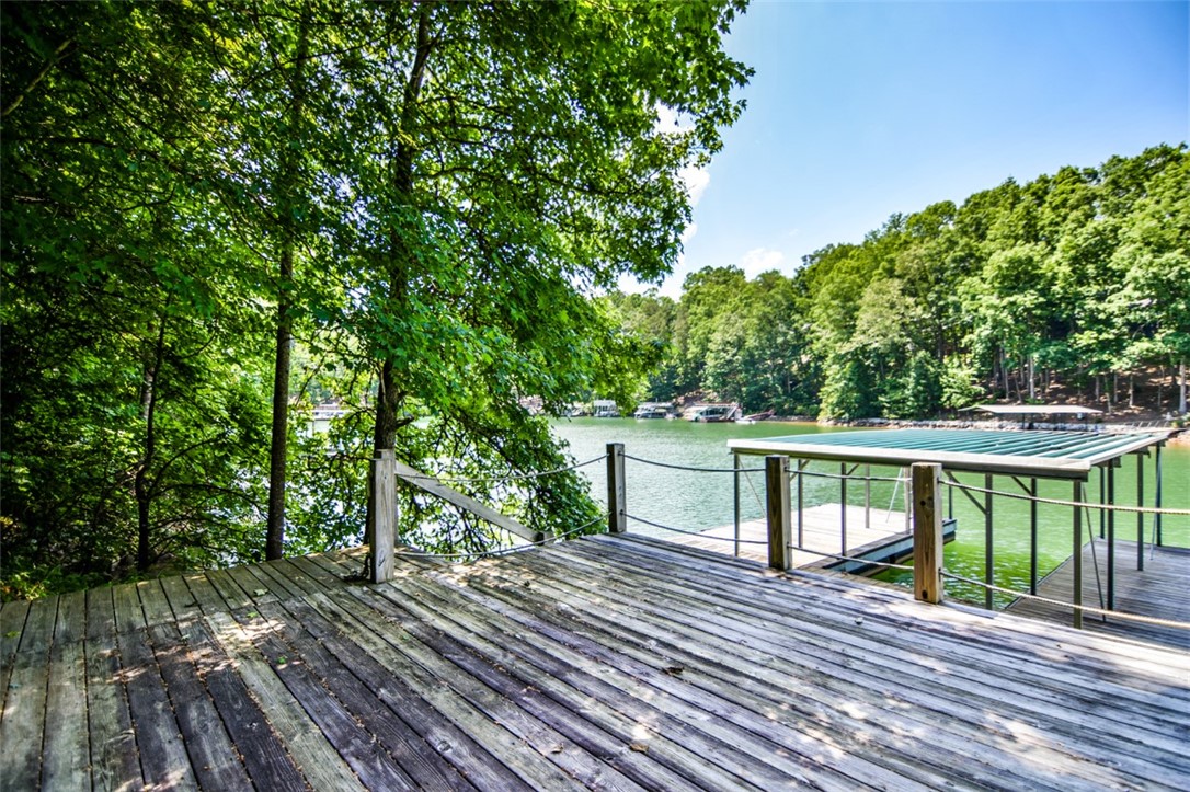159 Willow Walk Sunset, SC 29685 - Photo 31 of 41 Platform Pier To Covered Dock
