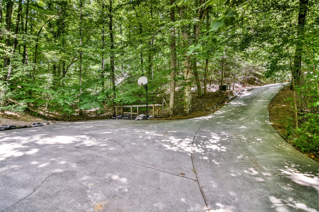 159 Willow Walk Sunset, SC 29685 - Photo 41 of 41 Driveway Entrance