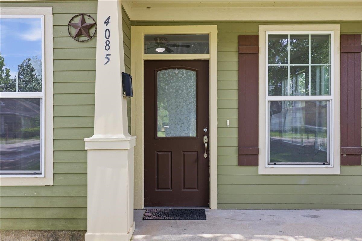 4085 Rothwell Street Beaumont, TX 77705 - Photo 4 of 22