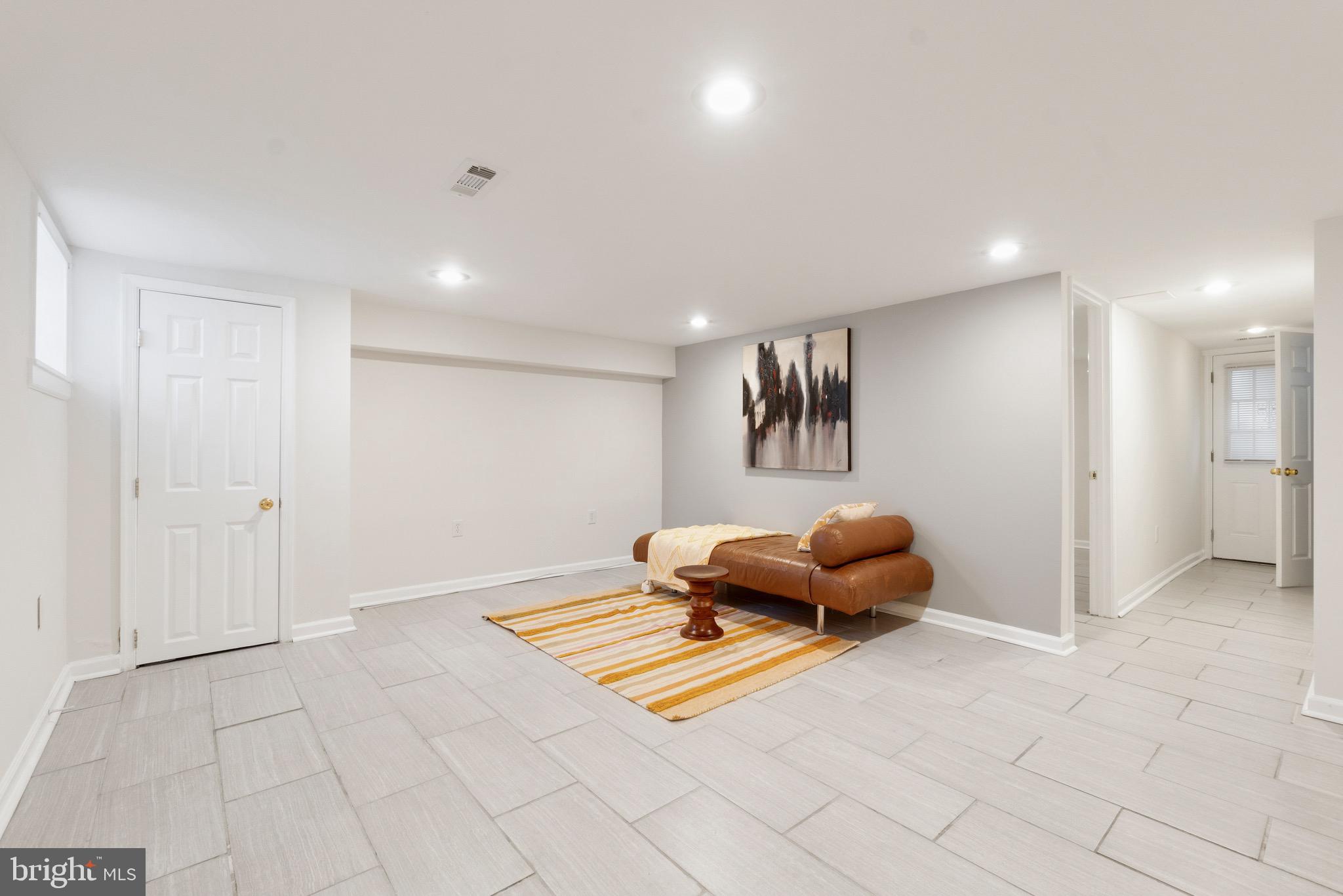 3920 Rexmere Road Baltimore, MD 21218 - Photo 29 of 48