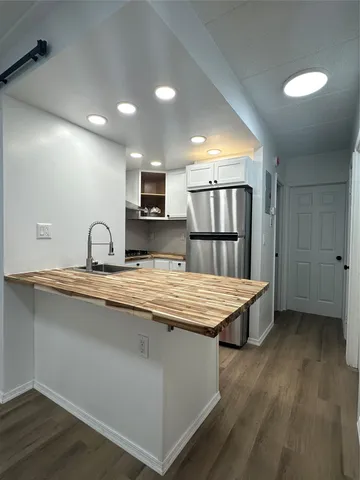 $699,999 | 41-28 71st Street, Unit 4D | Woodside