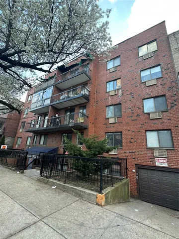 $699,999 | 41-28 71st Street, Unit 4D | Woodside