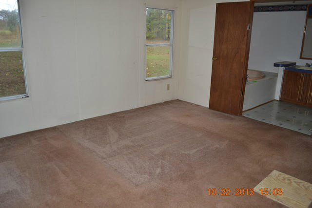 5151 Turners Creek Road Ferrum, VA 24088 - Photo 7 of 20 an empty room with windows