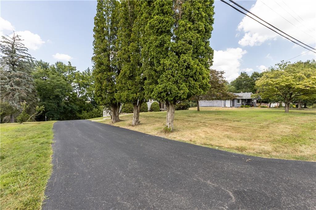 246 McCoy Place Road Sewickley, PA 15143 - Photo 29 of 31 Driveway