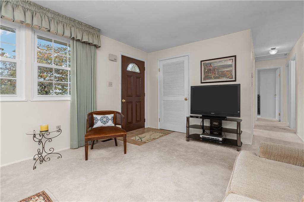 246 McCoy Place Road Sewickley, PA 15143 - Photo 8 of 31 Gallery Image 8