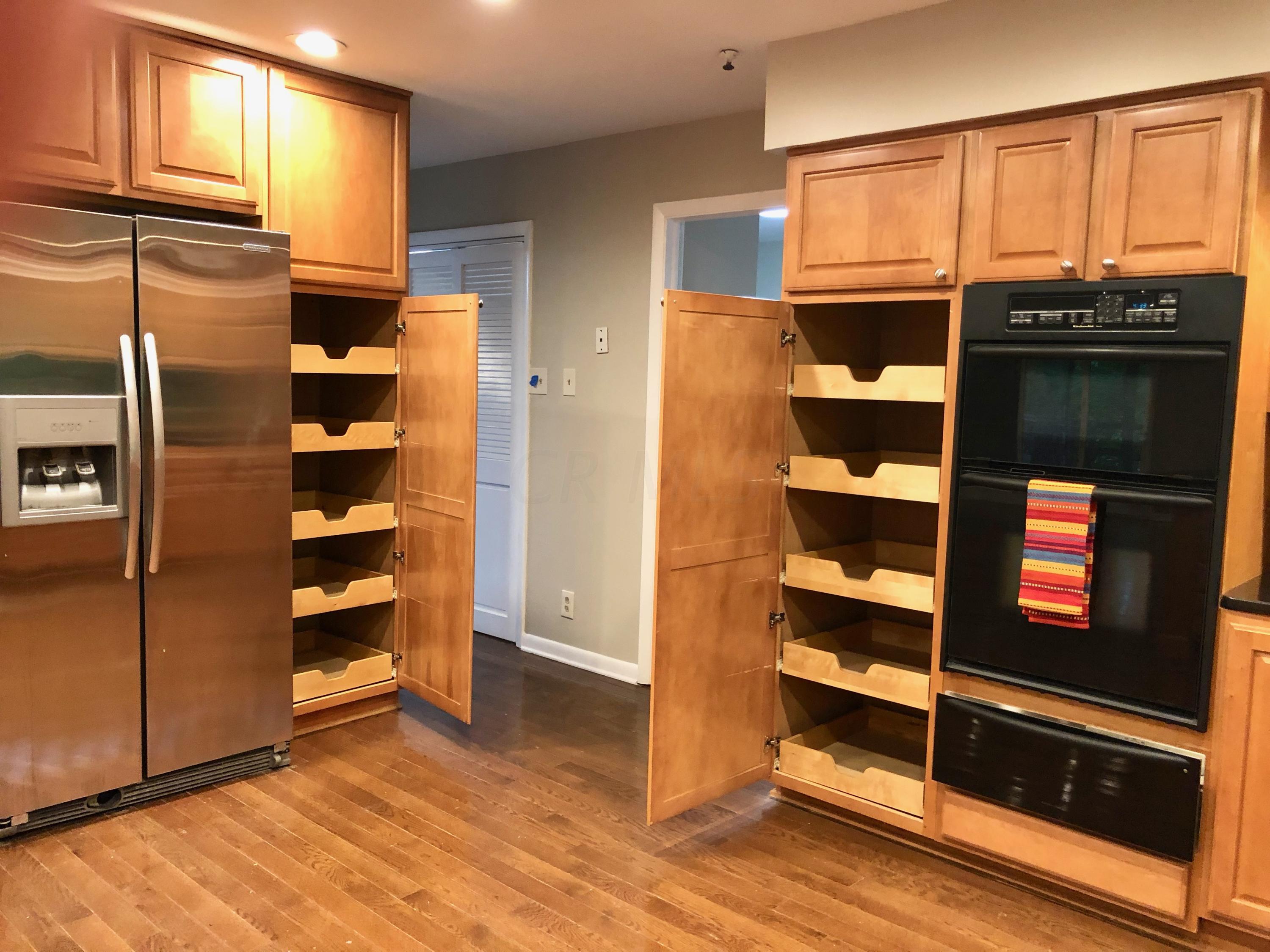 8015 Flint Road Columbus, OH 43235 - Photo 15 of 46
