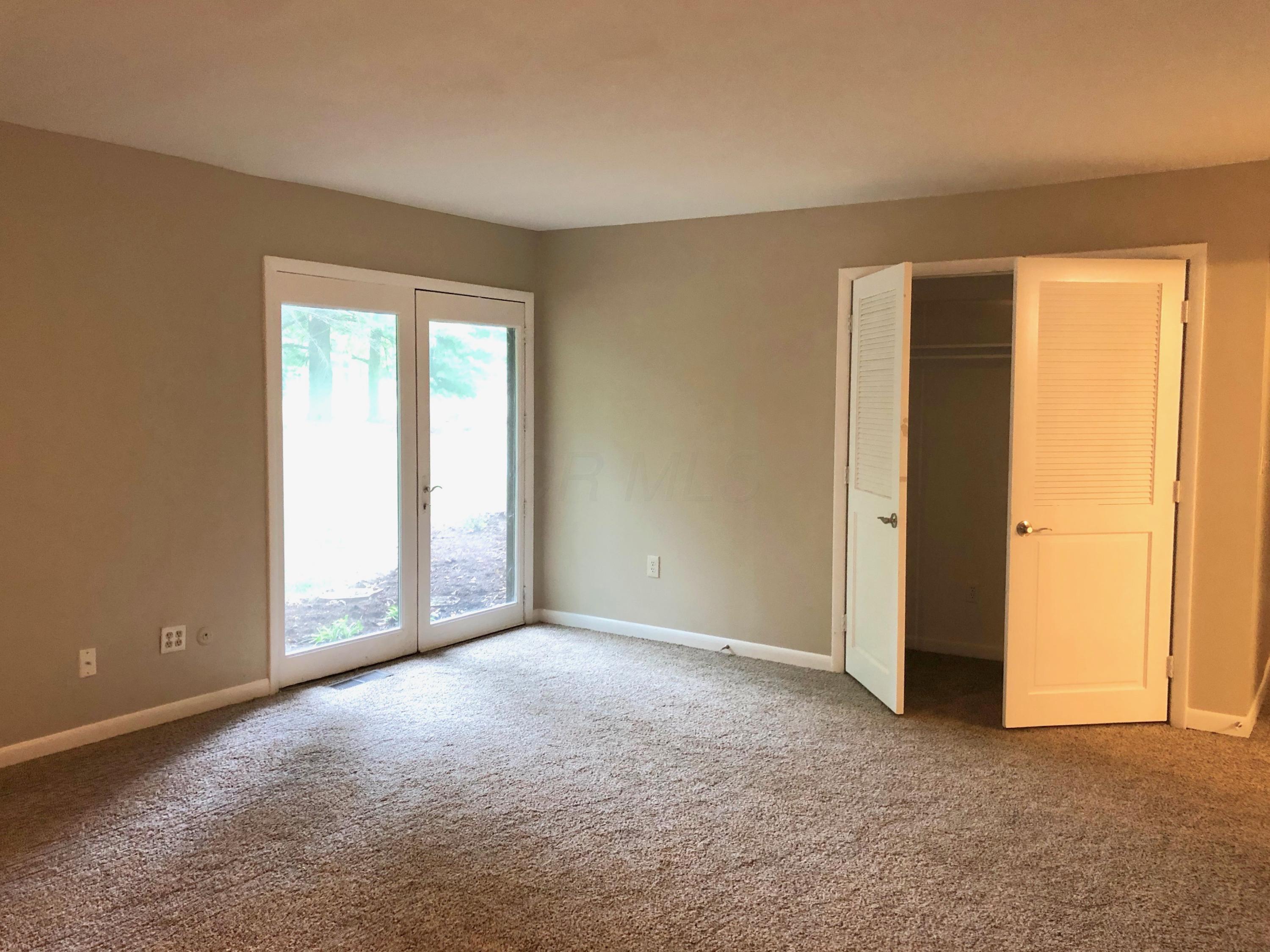 8015 Flint Road Columbus, OH 43235 - Photo 24 of 46