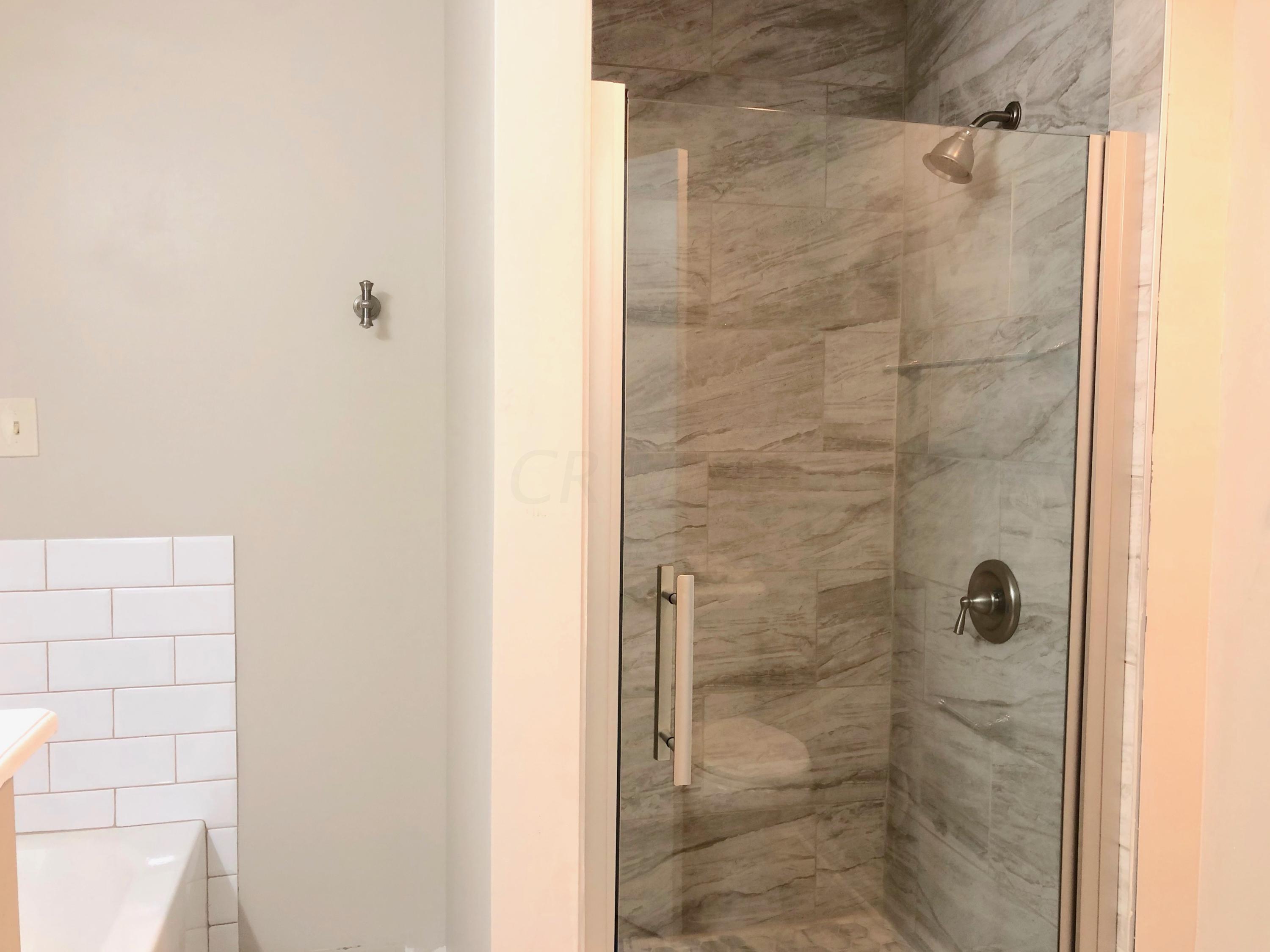 8015 Flint Road Columbus, OH 43235 - Photo 25 of 46