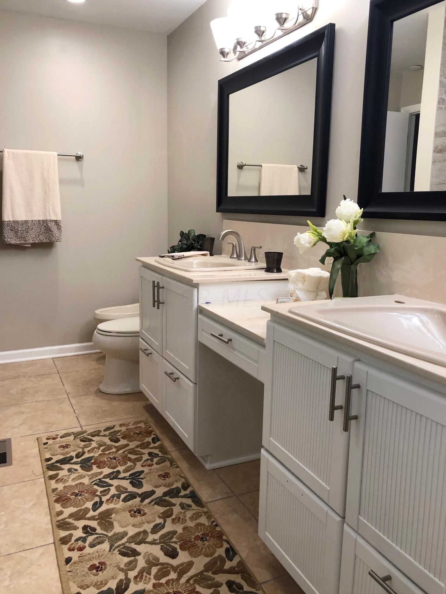 8015 Flint Road Columbus, OH 43235 - Photo 27 of 46