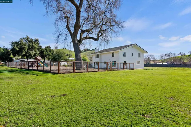 $2,995,000 | 5745 Old School Road, Livermore, CA 94551