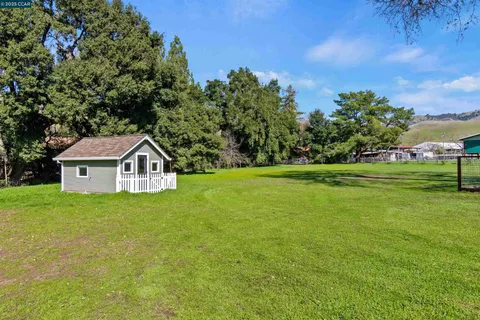 $2,995,000 | 5745 Old School Road, Livermore, CA 94551