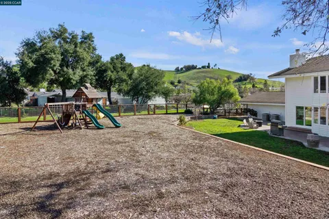 $2,995,000 | 5745 Old School Road, Livermore, CA 94551