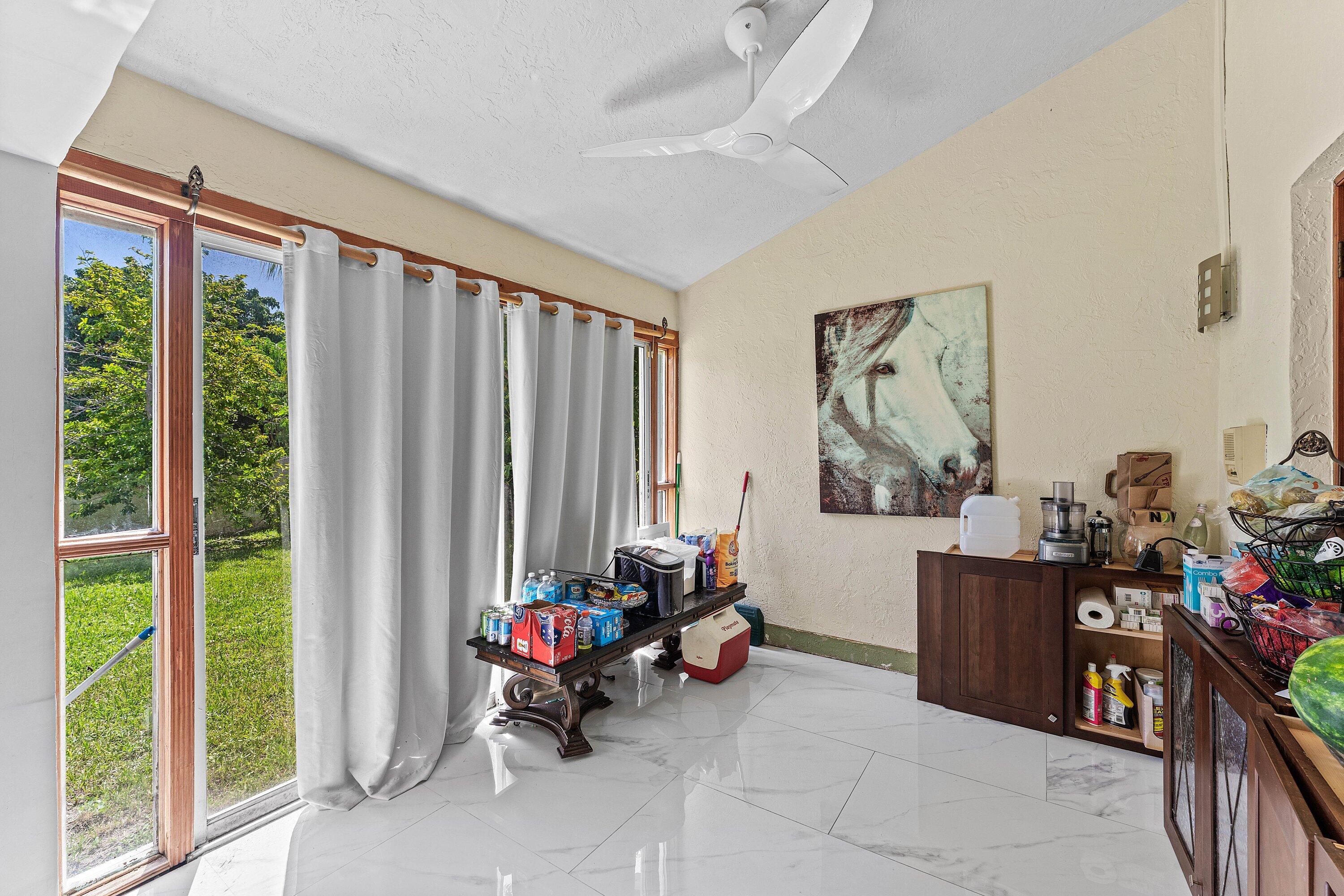 2350 Northwest 5th Avenue Boca Raton, FL 33431 - Photo 16 of 34 013-2350Northwest5thAvenue-BocaRaton-FL-