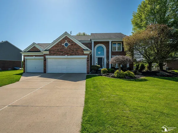 $519,900 | 839 Kings Park Road, Monroe, MI 48161