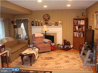 1480 Easton Road Warrington, PA 18976 - Photo 4 of 12 Living Room