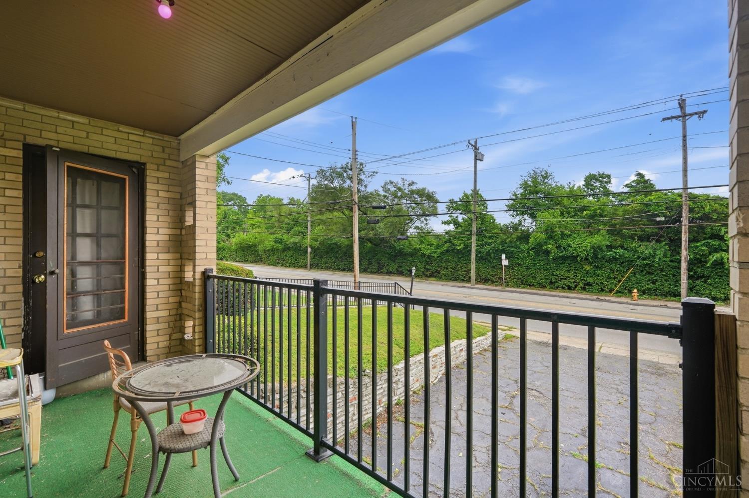6211 Paddock Road Cincinnati, OH 45216 - Photo 38 of 80