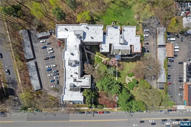 $2,800 | 100 East Palisade Avenue, Unit B51, Englewood, NJ 07631