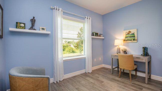 625 Bell Avenue Inverness, FL 34452 - Photo 13 of 17 a workspace with furniture and a window