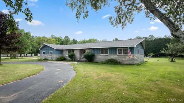 $349,000 | 4307 M Road, Escanaba, MI 49829