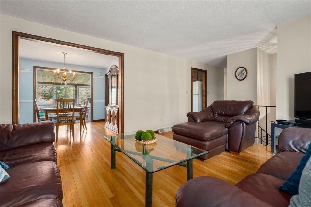 85 Dover Road Millis, MA 02054 - Photo 5 of 24 Gallery Image 5