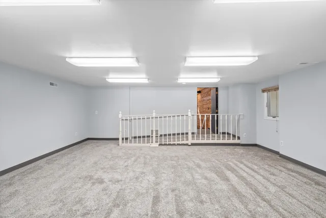 $639,900 | 108 East Oak Crest Drive, Unit 110, Wales, WI 53183