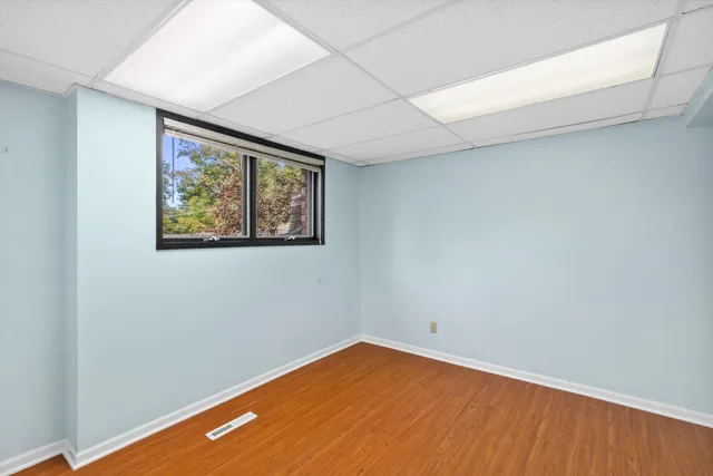 $639,900 | 108 East Oak Crest Drive, Unit 110, Wales, WI 53183