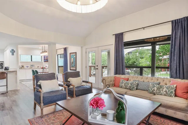 $565,000 | 224 Clear Lake Road, Clear Lake Shores, TX 77565