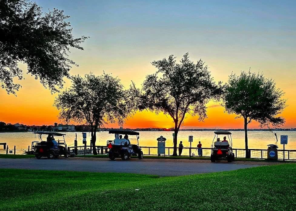 224 Clear Lake Road Clear Lake Shores, TX 77565 - Photo 8 of 50 Picturesque views of breathtaking sunsets from Sundial Park