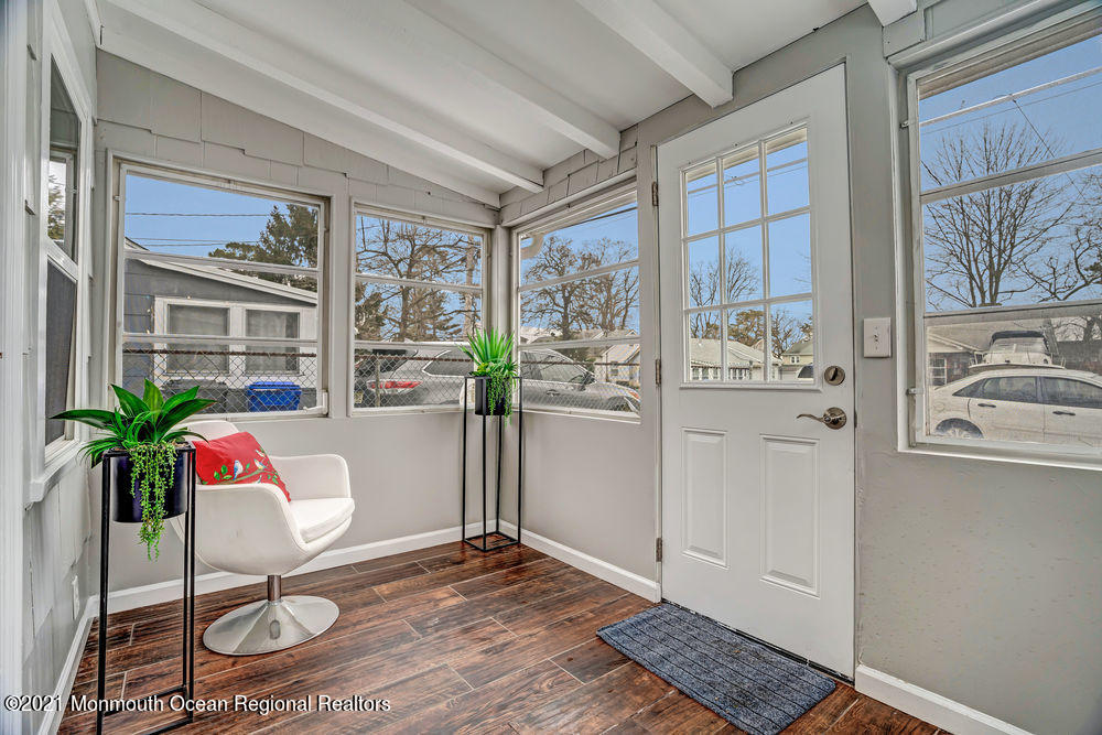 140 Pinehurst Road Brick, NJ 08723 - Photo 5 of 13 a workspace with furniture and window