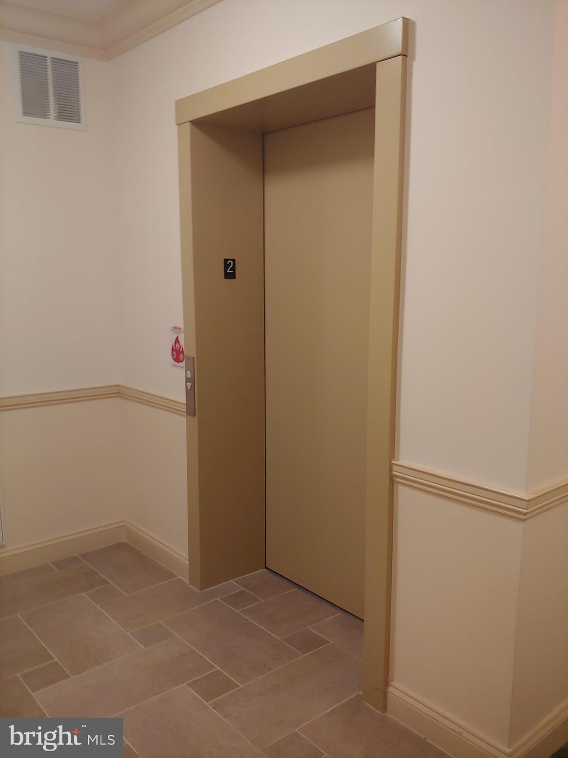 7315 Brookview Road, Unit 202 Elkridge, MD 21075 - Photo 20 of 52 Elevator