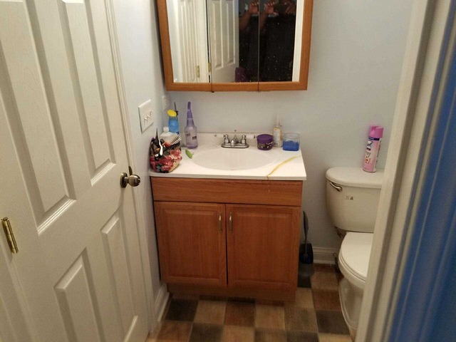 238 Chippewa Court, Unit A Bolingbrook, IL 60440 - Photo 5 of 8 a utility room with dryer and washer