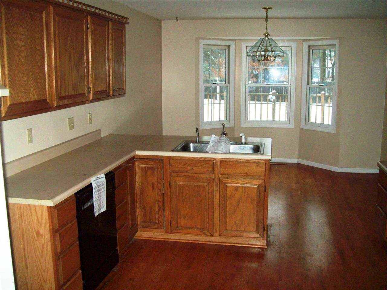 54844 Kentucky Derby Drive Mishawaka, IN 46545 - Photo 4 of 12 Gallery Image 4