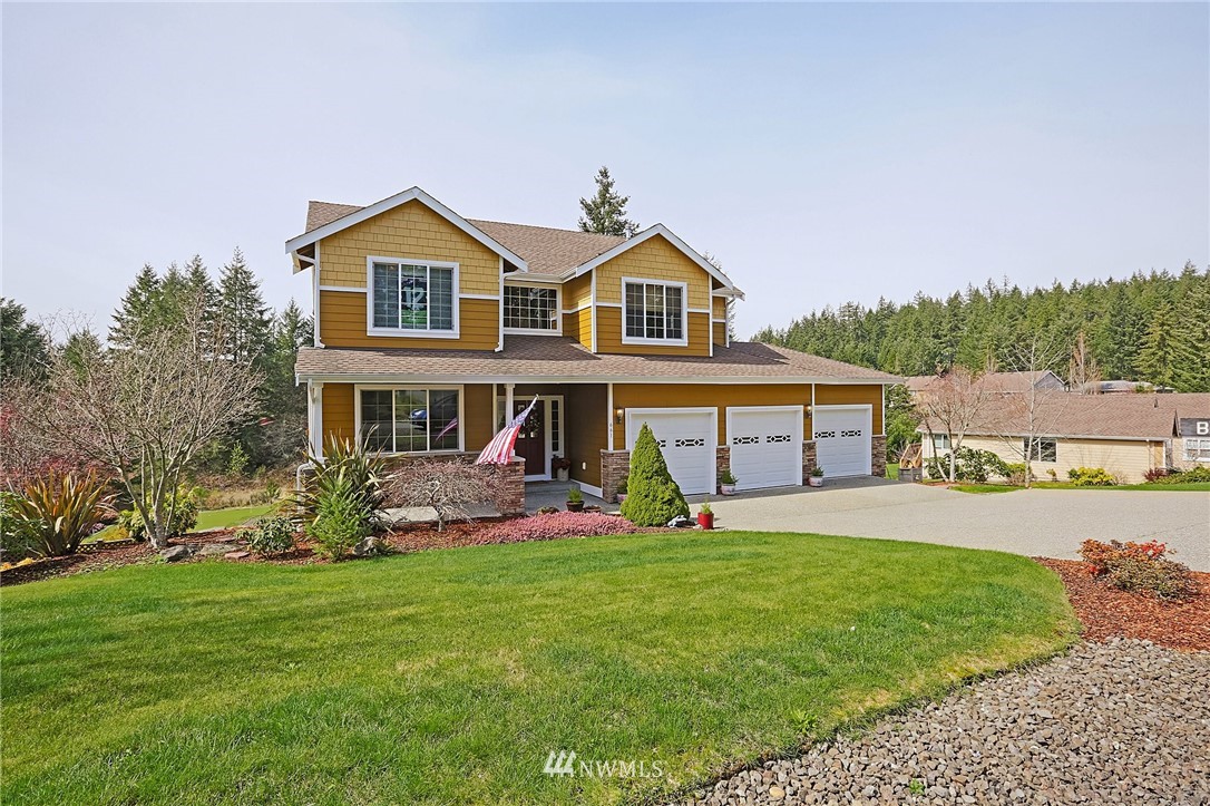 661 East Soderberg Road Allyn, WA 98524 - Photo 1 of 25 Gallery Image 1