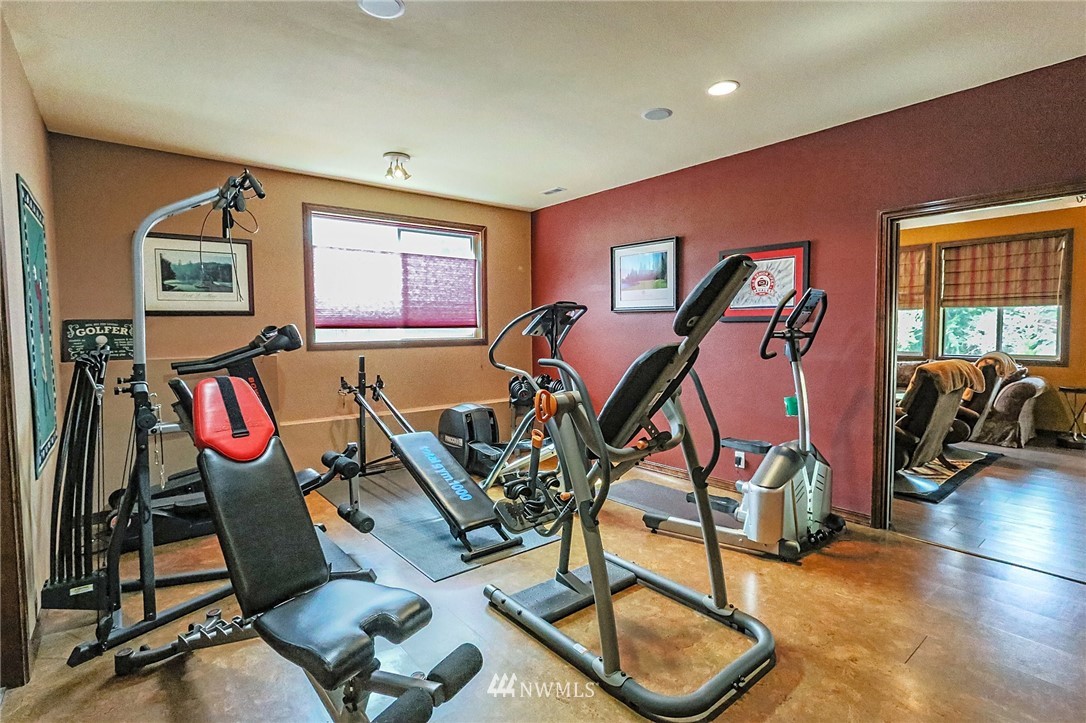 661 East Soderberg Road Allyn, WA 98524 - Photo 10 of 25 Gallery Image 10