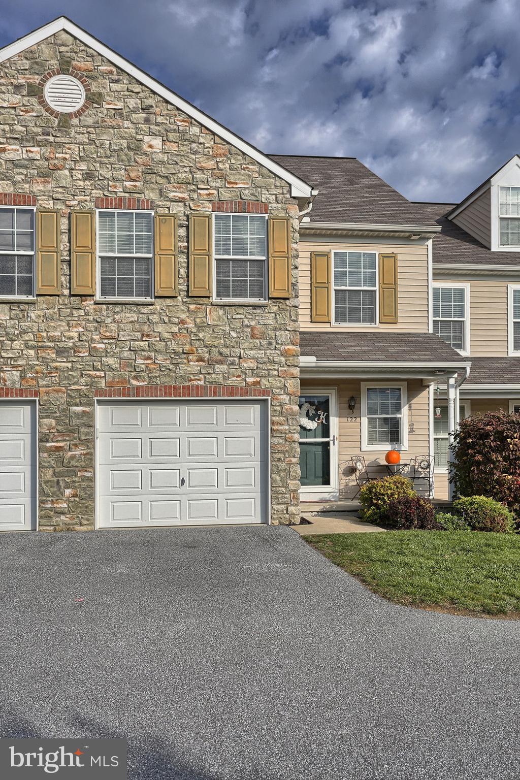 122 Radle Road Harrisburg, PA 17112 - Photo 1 of 28