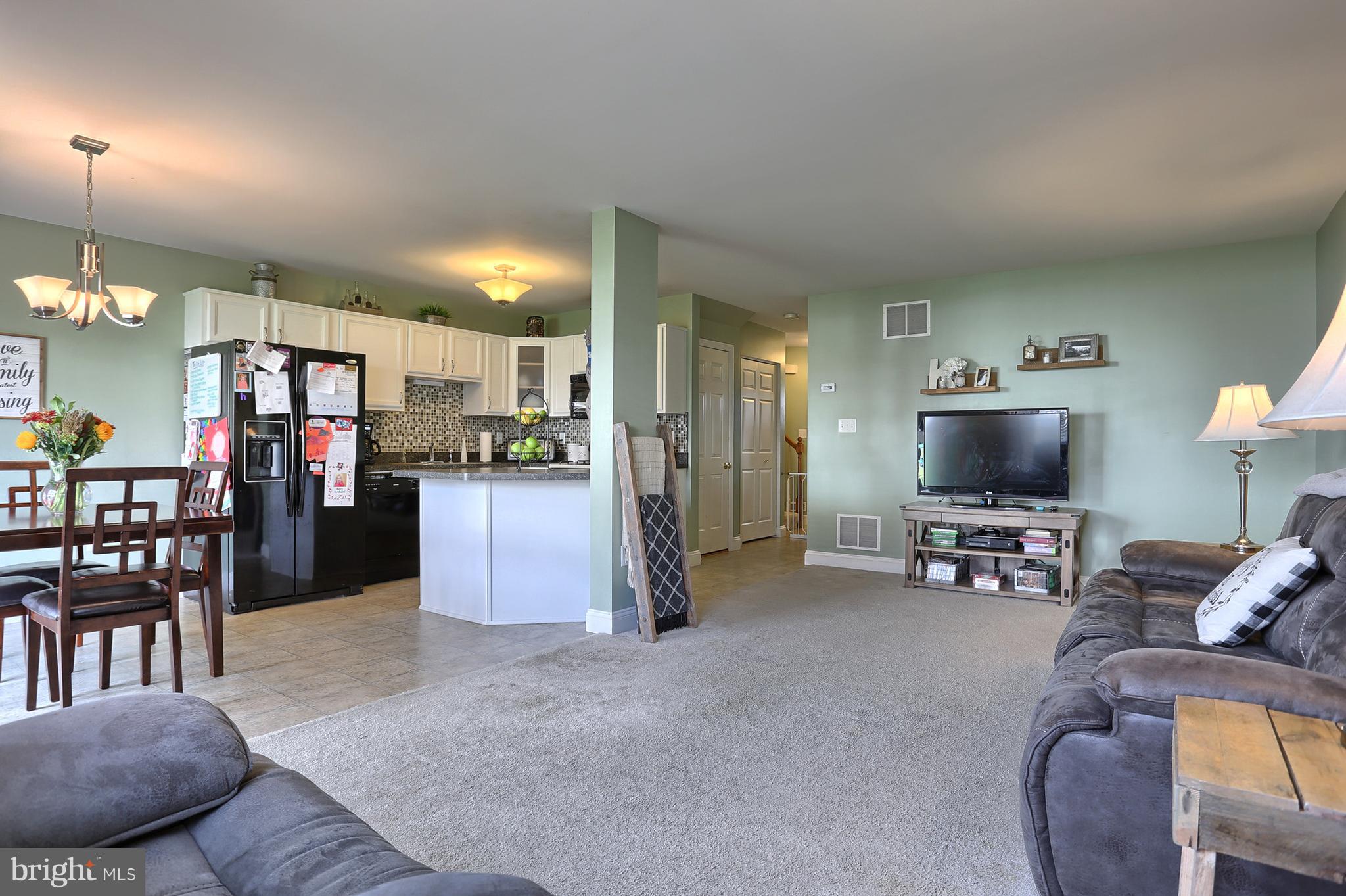 122 Radle Road Harrisburg, PA 17112 - Photo 11 of 28