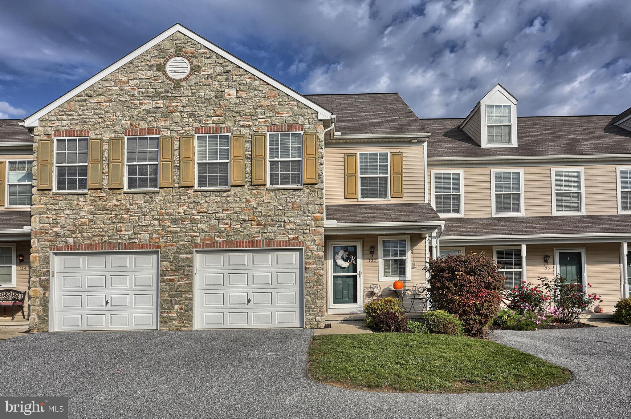 122 Radle Road Harrisburg, PA 17112 - Photo 3 of 28