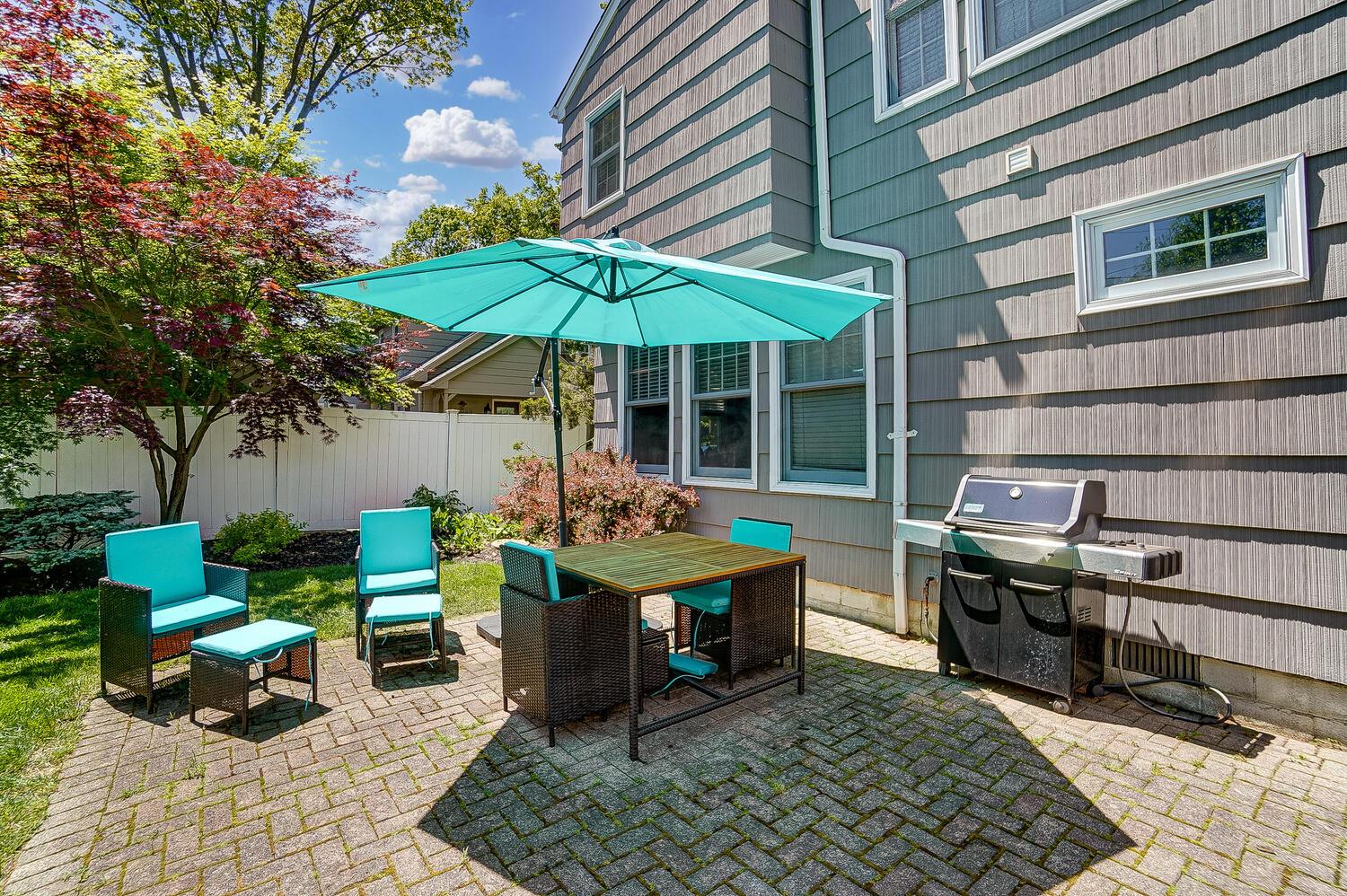 2710 Henthorn Road Columbus, OH 43221 - Photo 44 of 48 Patio Alt View