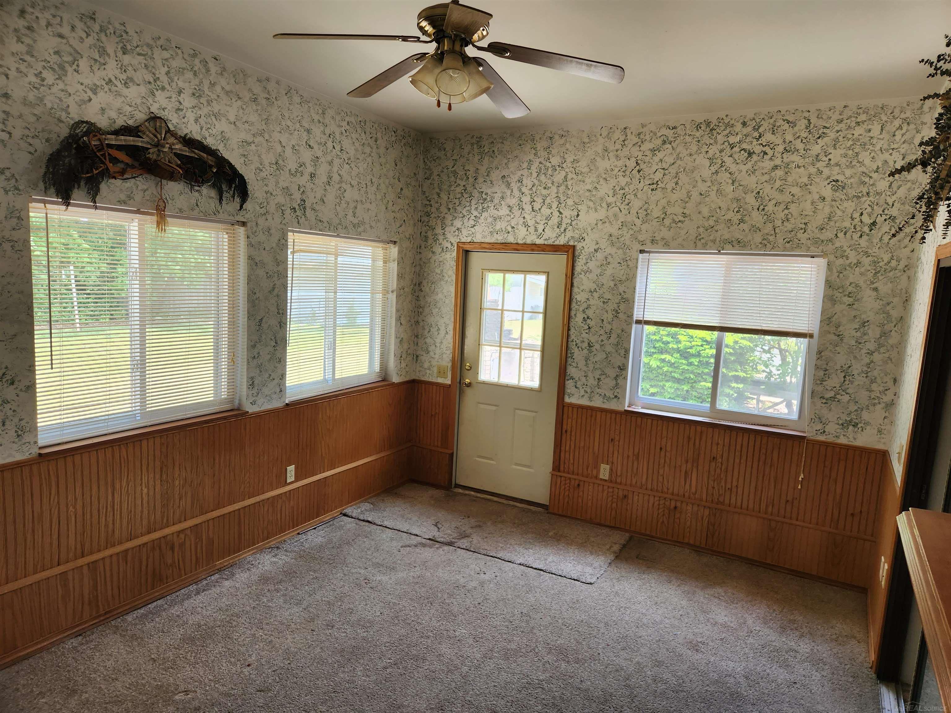 2131 Elmcrest Road Sterling Heights, MI 48310 - Photo 17 of 24