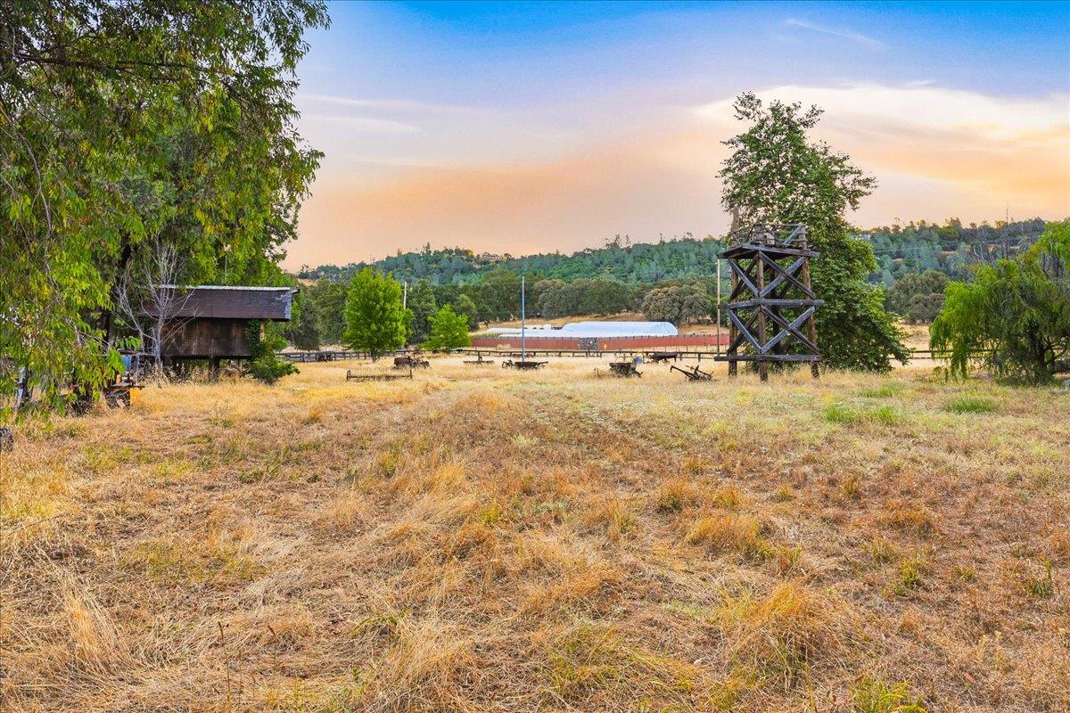13656 Beitler Road Penn Valley, CA 95946 - Photo 15 of 46 Gallery Image 15