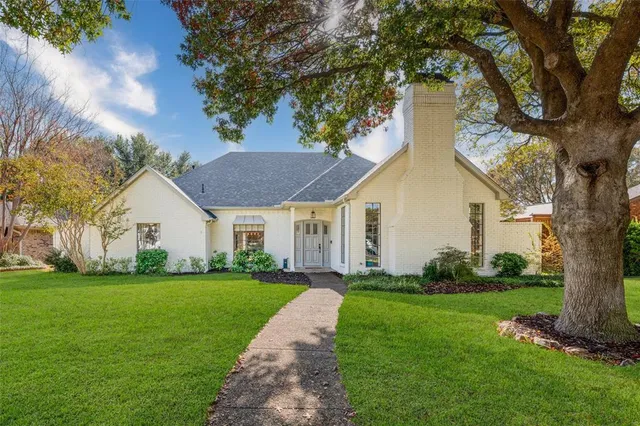 $675,000 | 10002 Hickory Crossing, Dallas, TX 75243