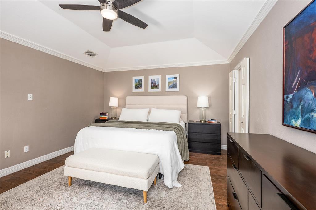 10002 Hickory Crossing Dallas, TX 75243 - Photo 18 of 40