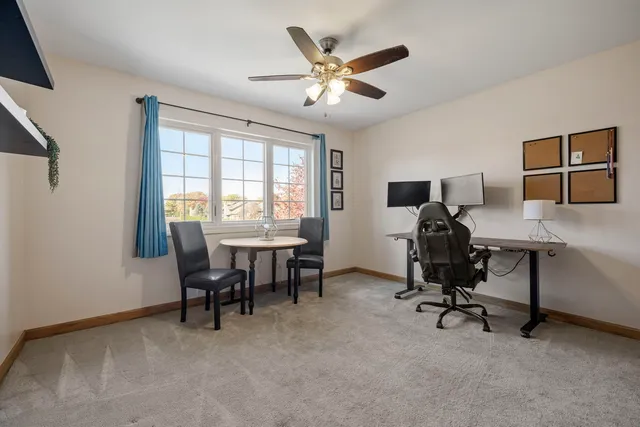 $444,000 | 9 Lake Katherine Drive, Palos Heights, IL 60463