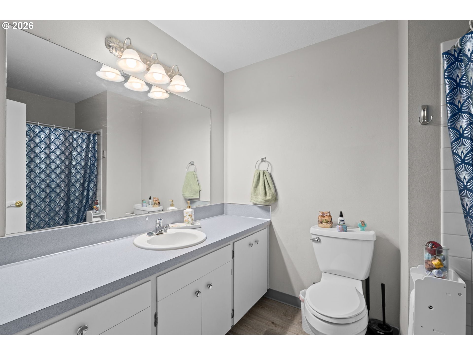 18385 Southwest Division Street Beaverton, OR 97078 - Photo 13 of 22