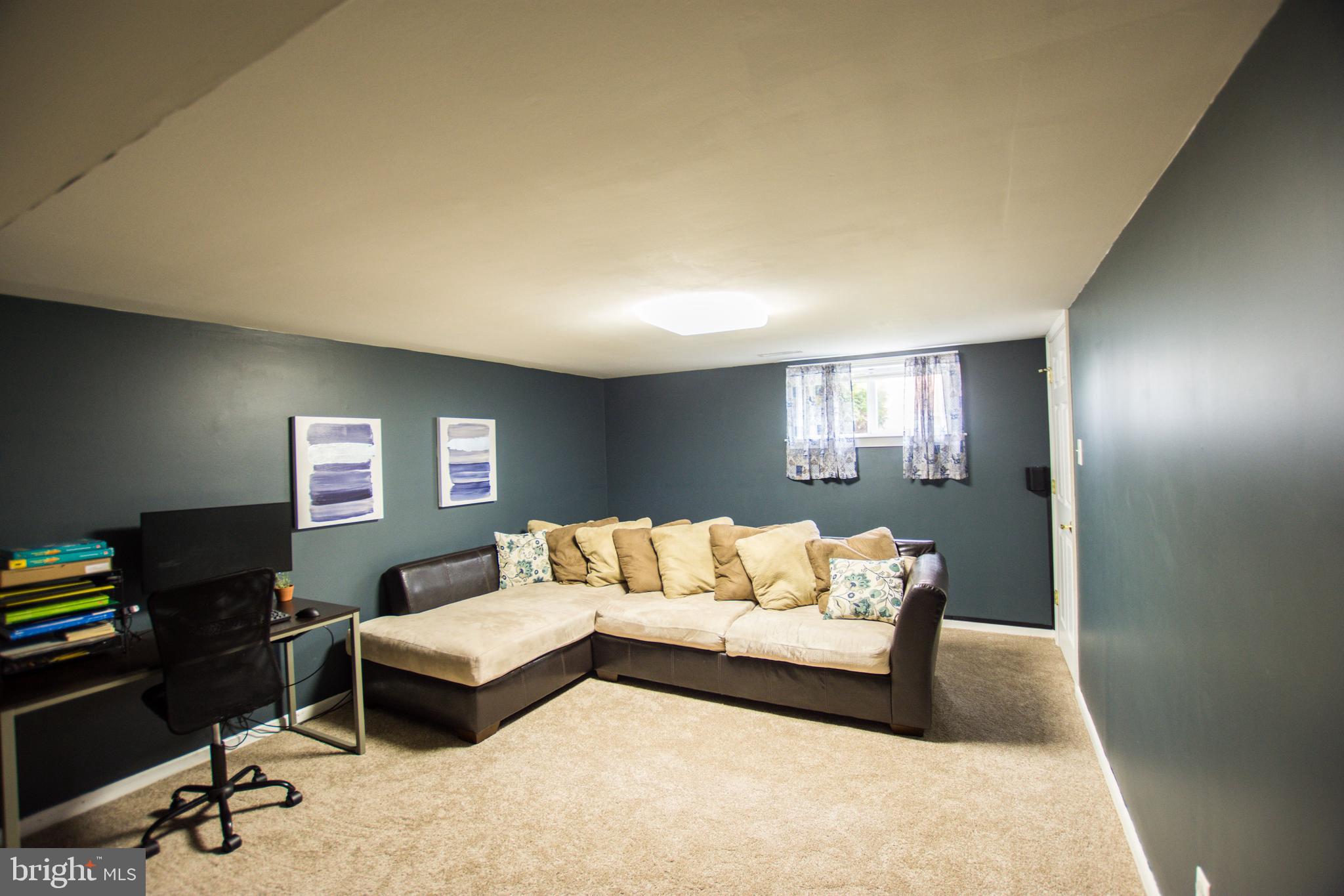 1019 Grovehill Road Halethorpe, MD 21227 - Photo 18 of 23