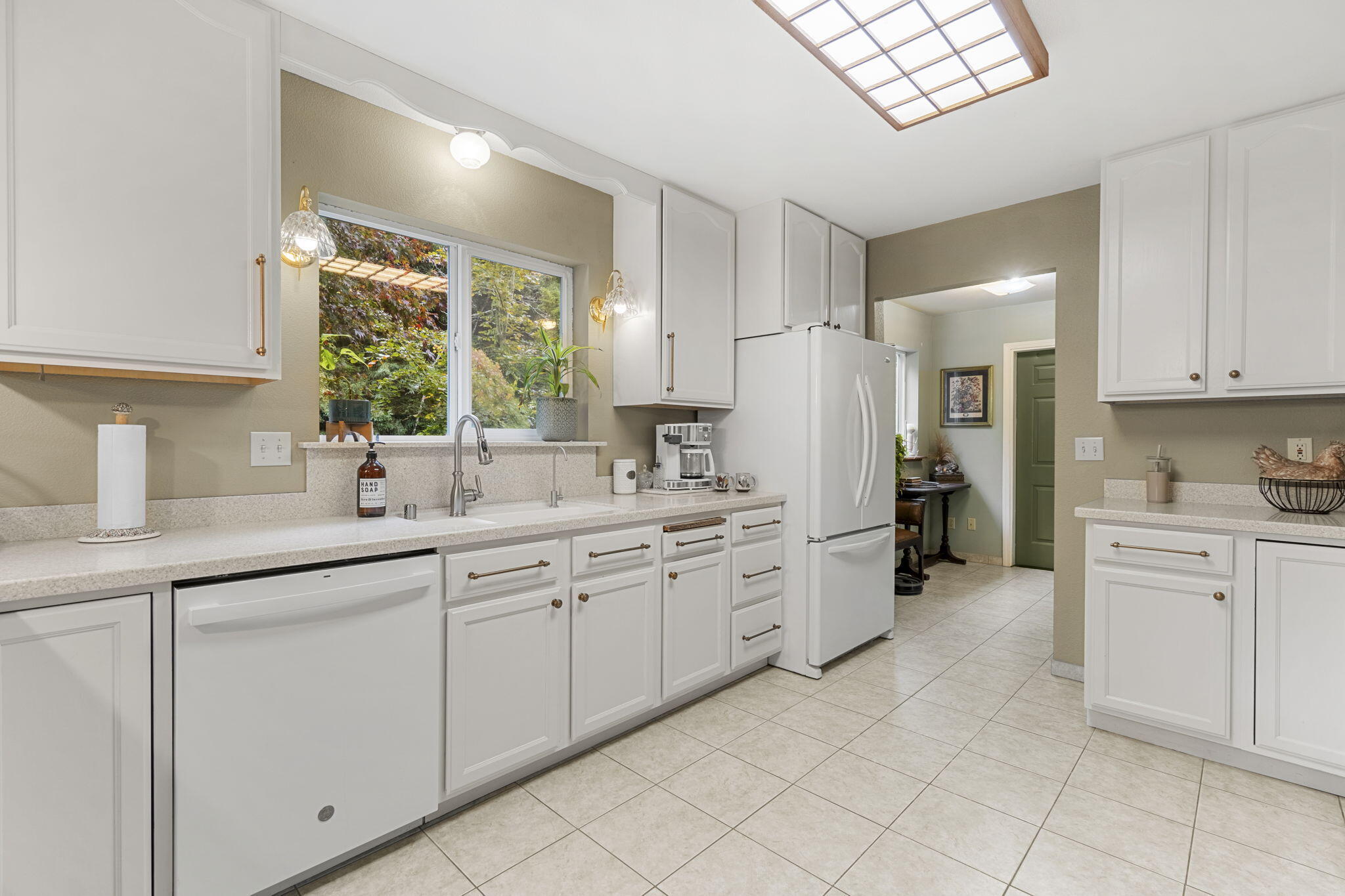 2301 Drake Hill Road Fortuna, CA 95540 - Photo 14 of 48 12-web-or-mls-DSC02368-HDR