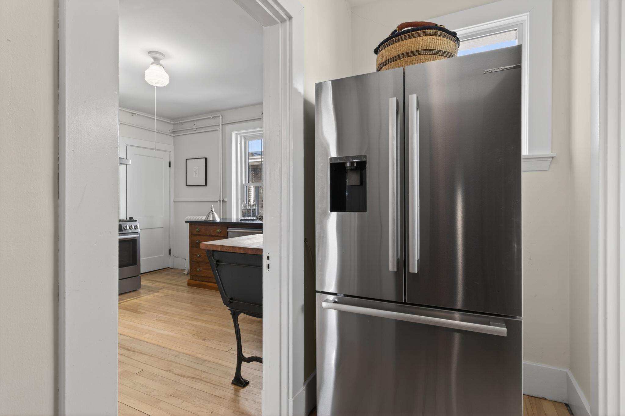 135 Brackett Street, Unit 7 Portland, ME 04102 - Photo 13 of 27 135_Bracket_St_073