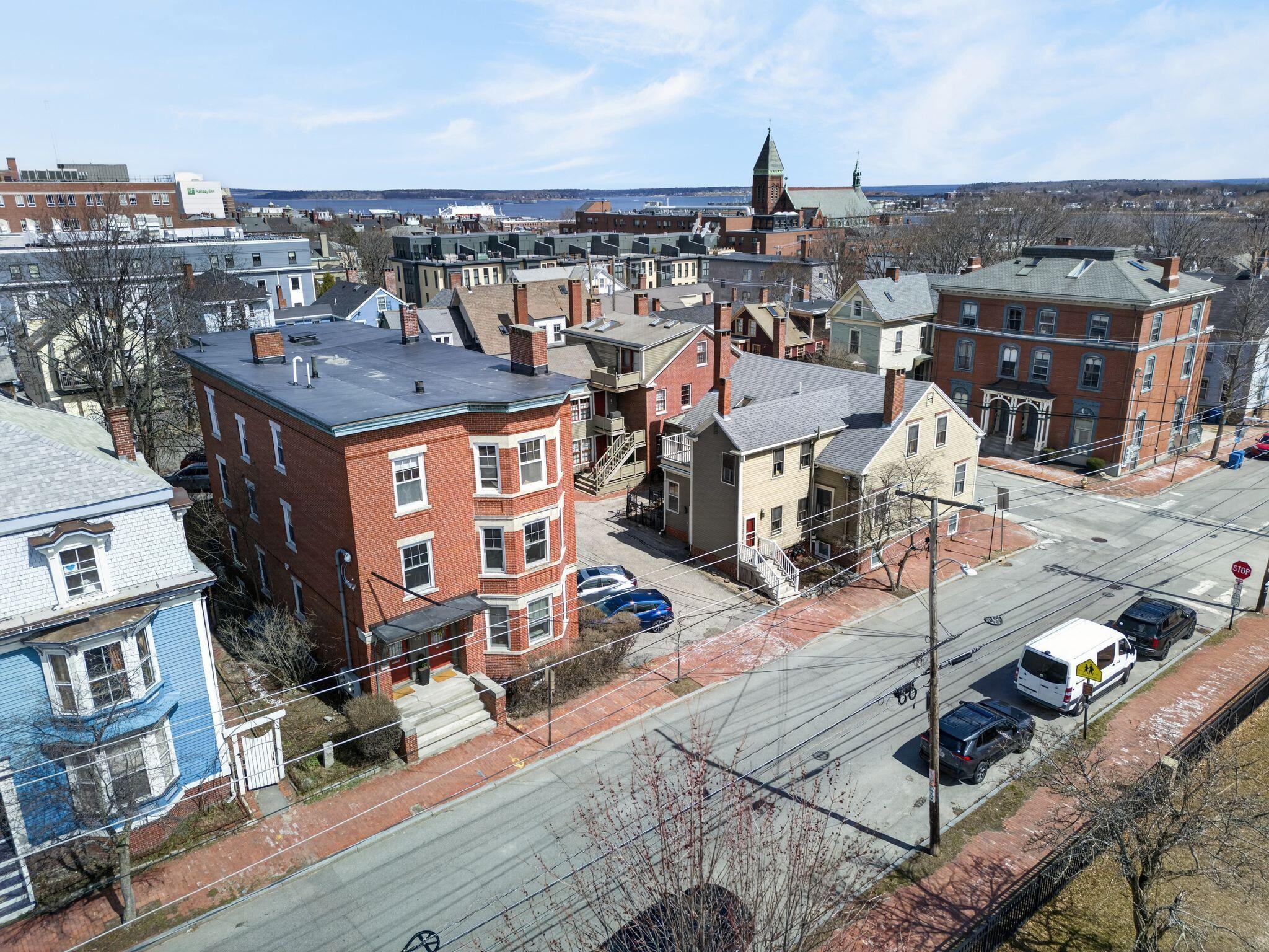 135 Brackett Street, Unit 7 Portland, ME 04102 - Photo 27 of 27 135_Bracket_St_002