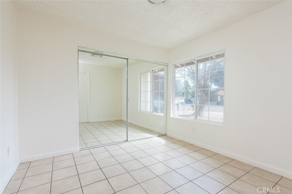3790 Nut Tree Lane Riverside, CA 92501 - Photo 21 of 31 a view of an empty room with window