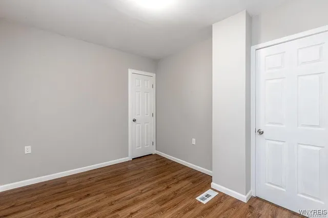 $295,000 | 52 Hawthorne Avenue, Tonawanda, NY 14223